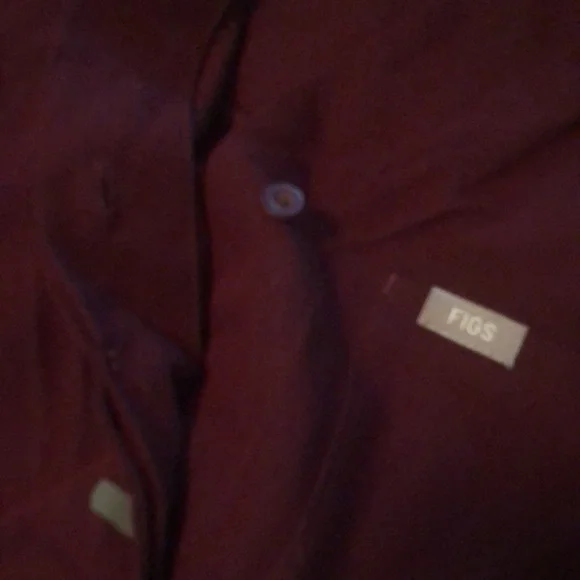 Figs Technical Collection Maroon Button Up Short Sleeve Maroon Scrub Top size XS - Picture 4 of 5